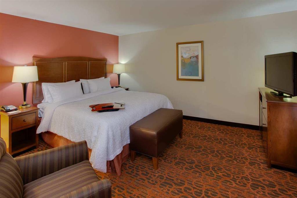 Hampton Inn & Suites Джексонвілл Номер фото